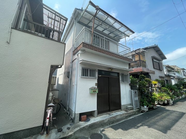 大阪府八尾市旭ケ丘2丁目(一戸建)の賃貸物件戸建ての外観