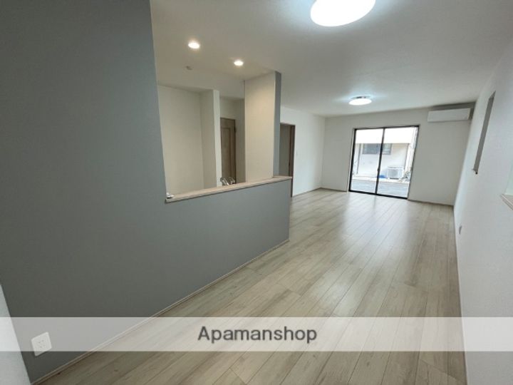 大阪府八尾市上之島町南7丁目(一戸建)の賃貸物件戸建ての居間