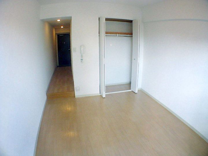 兵庫県西宮市笠屋町の賃貸マンションの居間