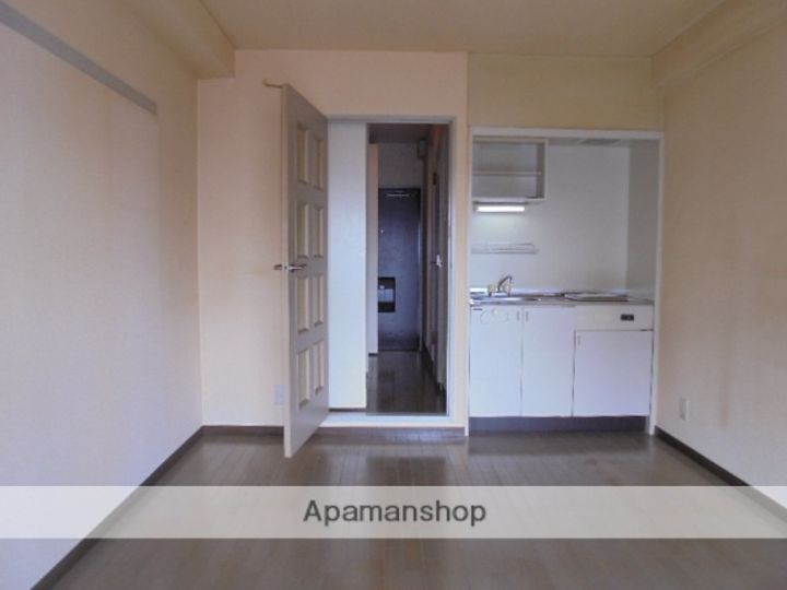 ピーズライフの居間