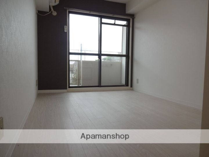 ダイドーメゾン甲東園Ⅱの居間