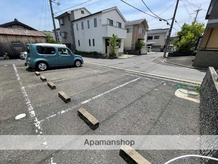 アゼリア氷室のその他画像