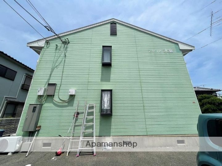 アゼリア氷室の外観