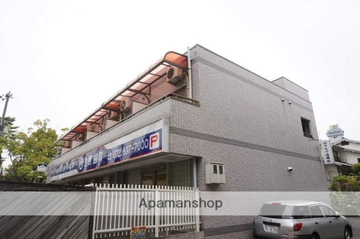 大阪府高槻市宮田町3丁目の賃貸マンションの外観