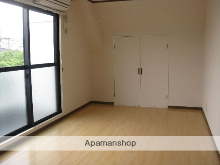 エフォルトⅡ303の居間