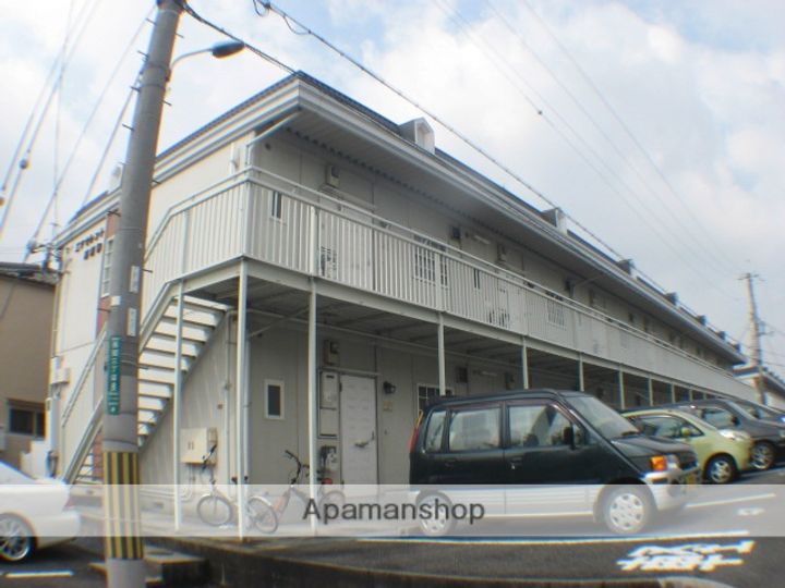 大阪府高槻市西冠3丁目の賃貸アパートの外観