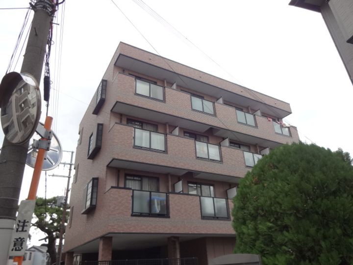 ラ フェリーチェ403号室の外観