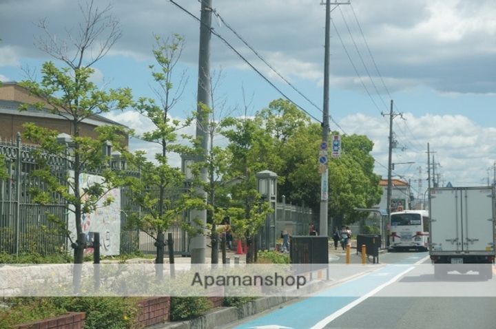 大阪府枚方市甲斐田町の賃貸マンションの周辺