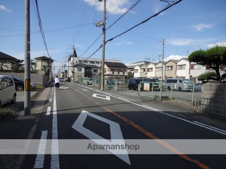 大阪府枚方市甲斐田町の賃貸マンションの周辺