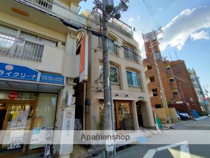 羽衣マンションの外観