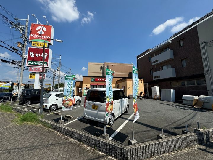 ホワイトソイル201号室の周辺