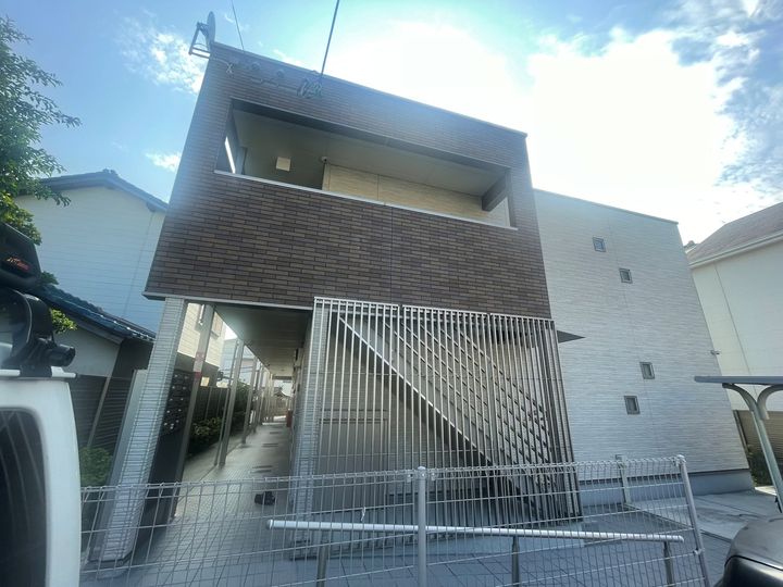 クレイノコンフォート上本町IIの外観