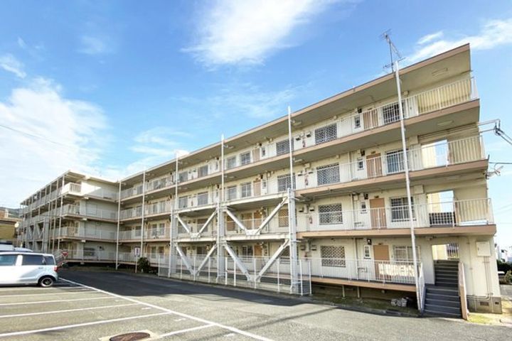 ビレッジハウス私部2号棟の外観