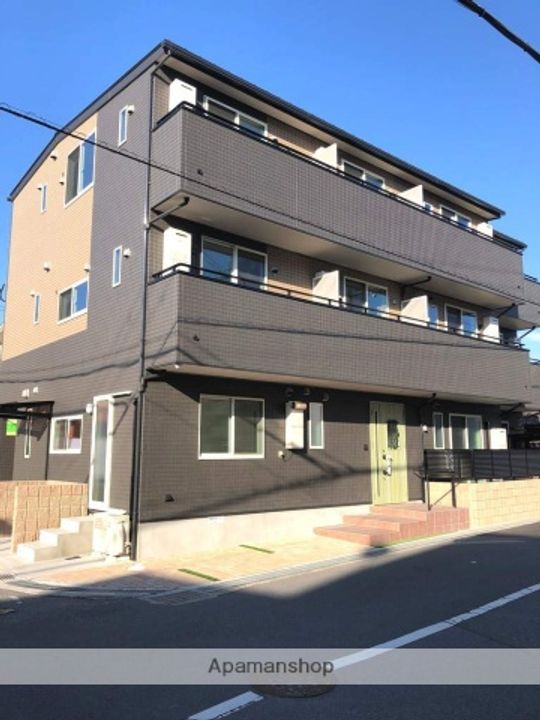 ウィズ交野105の外観