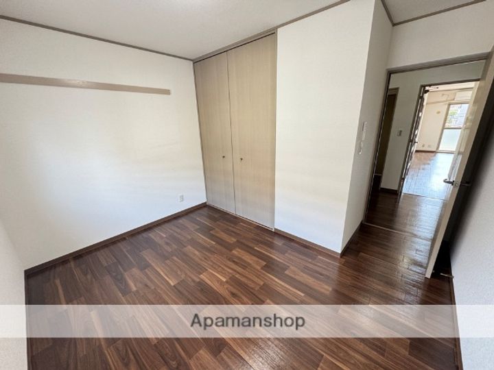 東香里野村マンションの内装