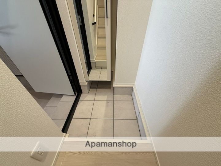 大阪府堺市中区深井中町(一戸建)の賃貸物件の玄関