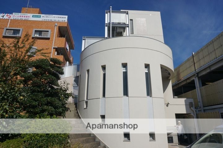 大阪府高槻市大畑町の賃貸マンションの外観