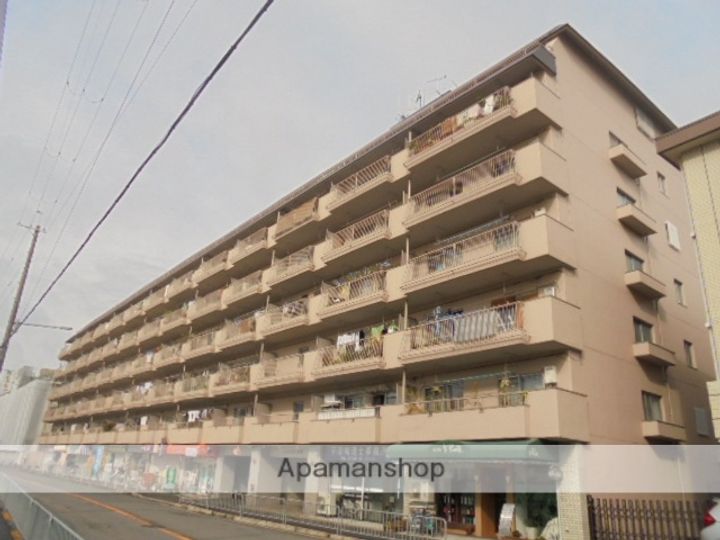 シャンティ高槻の外観