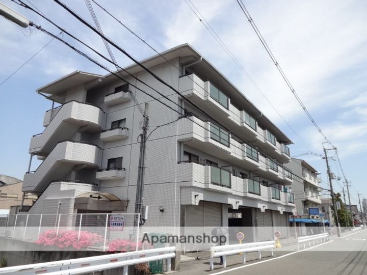 大阪府枚方市上島町の賃貸マンションの外観