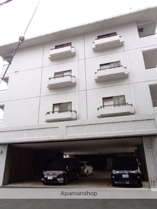 大阪府枚方市上島町の賃貸マンションの外観