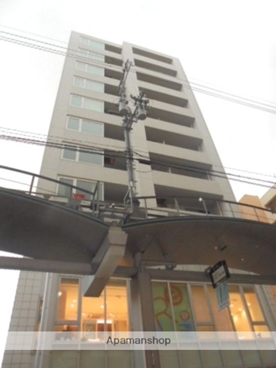 大阪府高槻市芥川町1丁目の賃貸マンションの外観