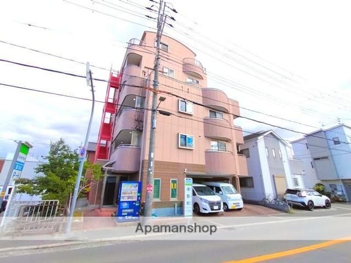 大阪府高槻市須賀町の賃貸マンションの外観