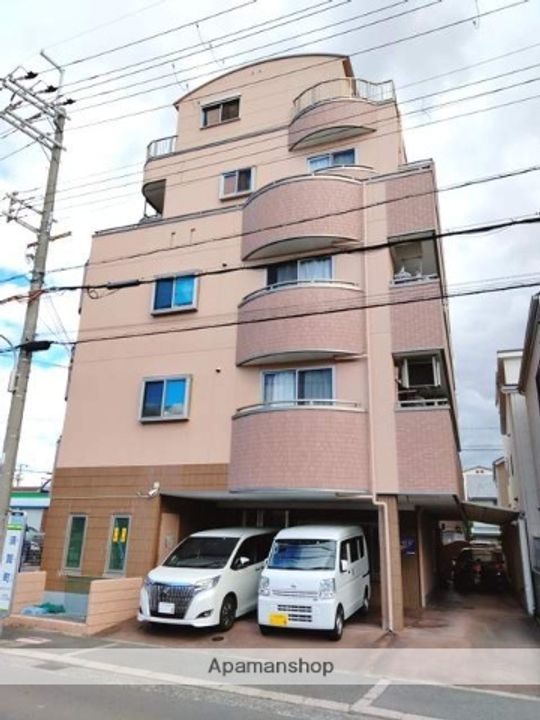 大阪府高槻市須賀町の賃貸マンションの外観