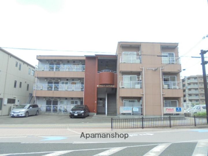 大阪府高槻市南芥川町の賃貸マンションの外観