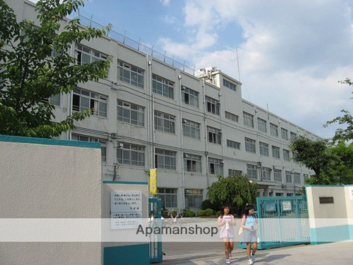 大阪府高槻市竹の内町の賃貸マンションの周辺