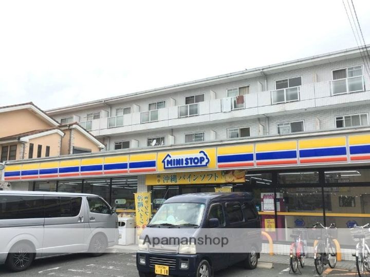 大阪府高槻市野見町の賃貸マンションの周辺