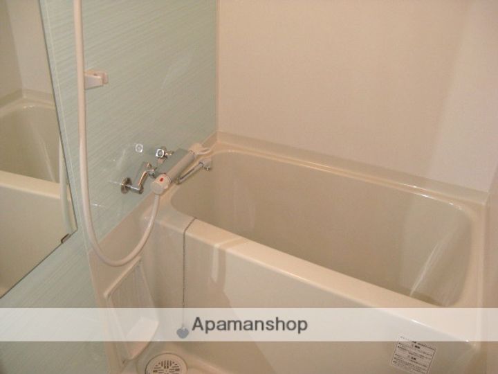 クレアート大阪トゥールビヨンの風呂