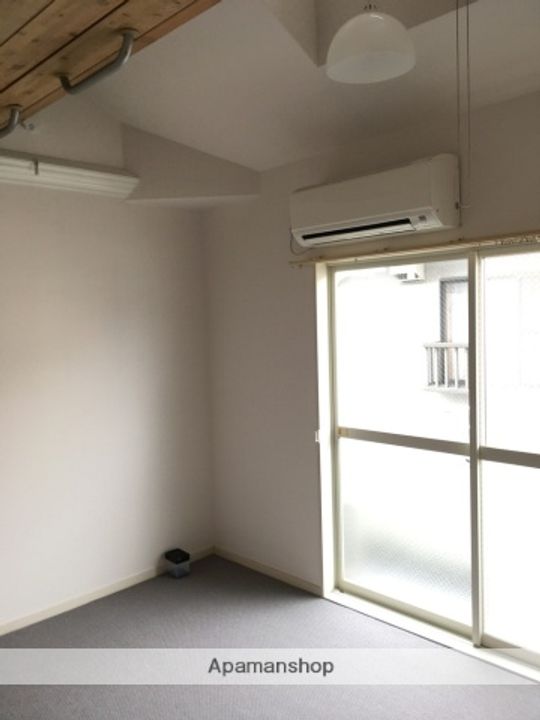 大阪府高槻市登美の里町の賃貸アパート210の内装