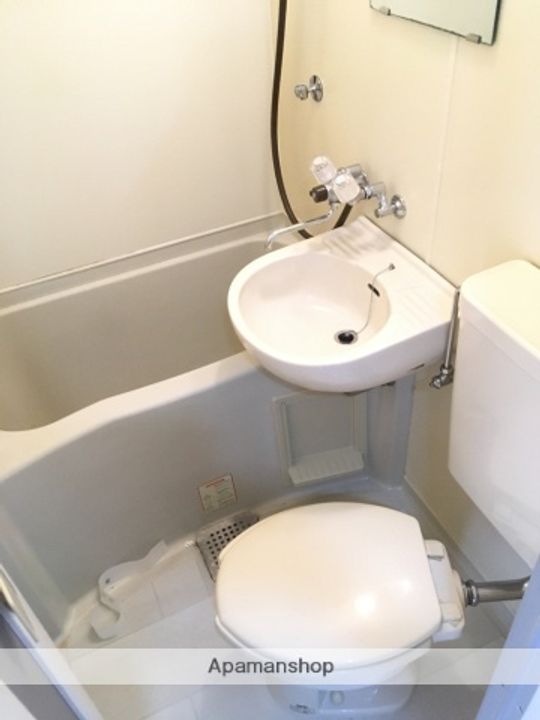 大阪府高槻市登美の里町の賃貸アパート210の内装