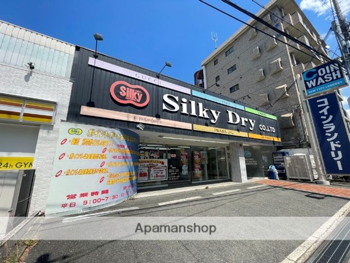 大阪府枚方市東中振2丁目の賃貸アパートの周辺
