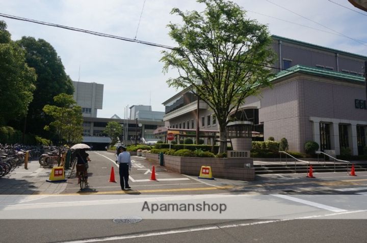 大阪府高槻市西町の賃貸マンションの周辺