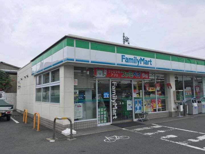 レオパレスセジュール高槻の周辺
