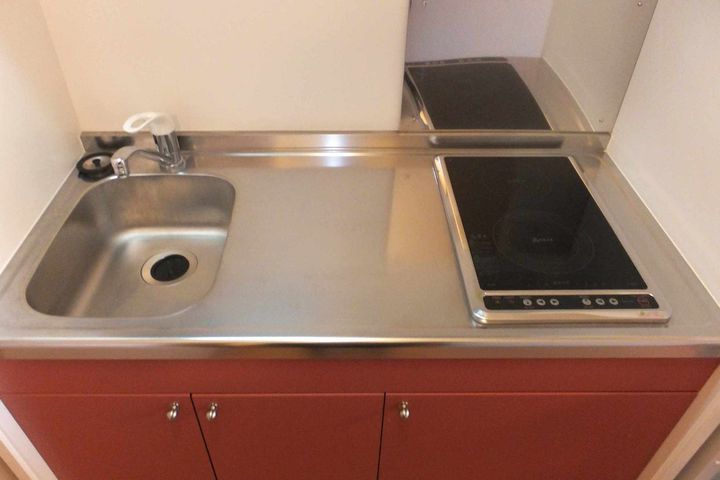 レオパレスセブンスヒルVのキッチン