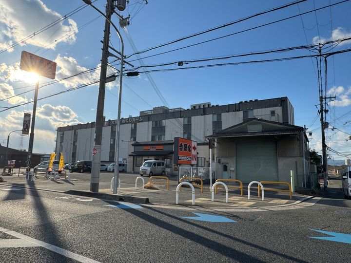 レオパレスル・ブランシェの周辺