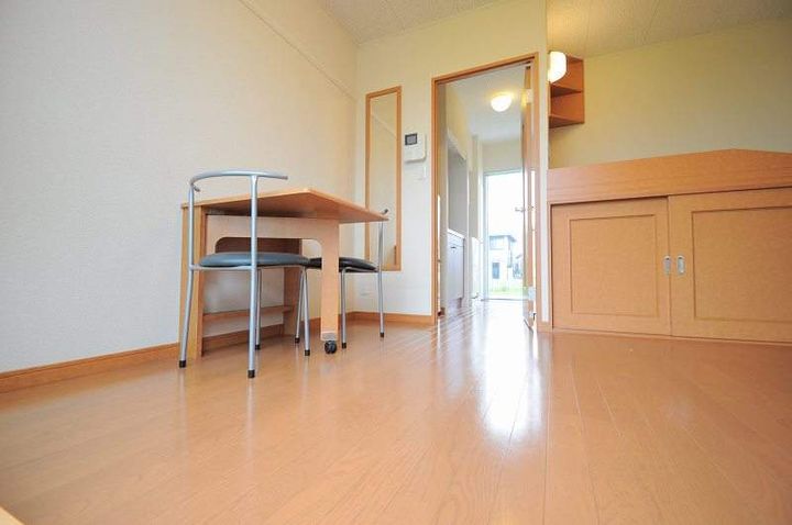 レオパレスIKコーポの居間