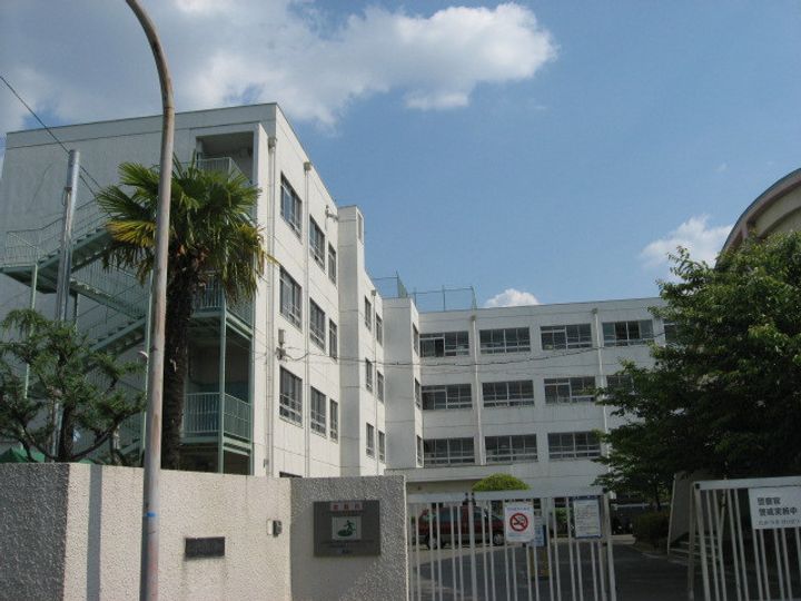 レオパレス辻子の周辺