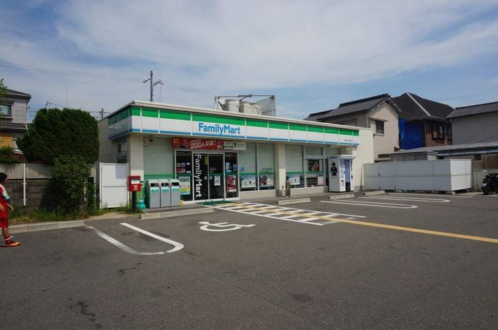 レオパレスアクトの周辺
