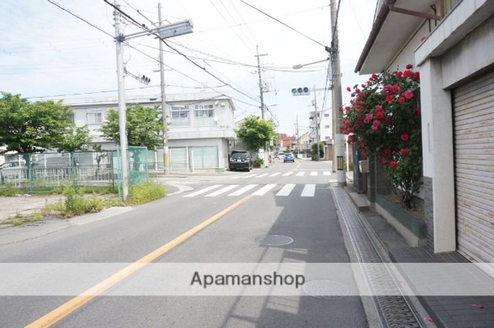 ドリーム萱島301の周辺