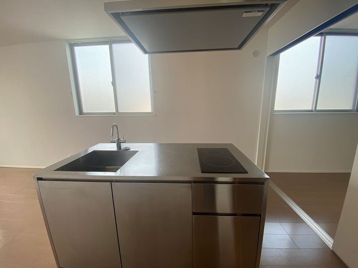 大阪府四條畷市江瀬美町の賃貸アパートのキッチン