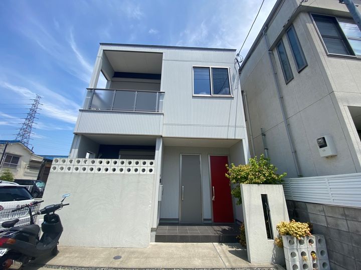 大阪府四條畷市江瀬美町の賃貸アパートの外観