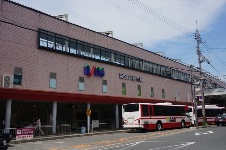 大阪府高槻市高槻町の賃貸マンション201の周辺