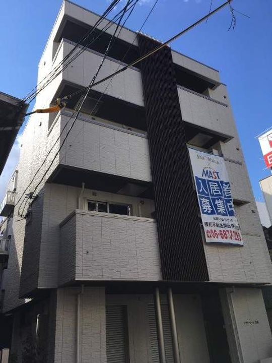 大阪府高槻市高槻町の賃貸マンション201の外観