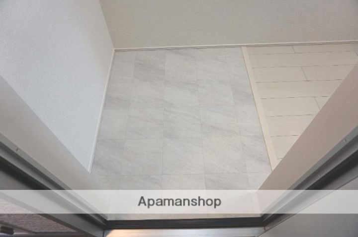 フジパレス太子橋Ⅱ番館0202の玄関