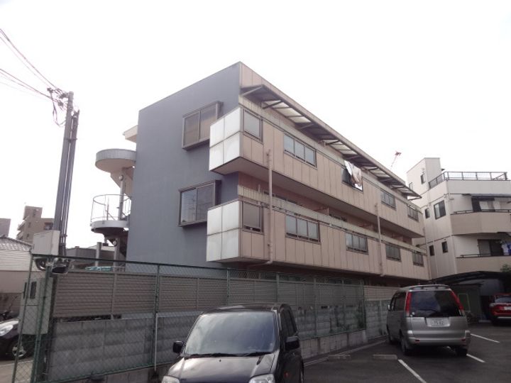 フィオーレ滝井の外観