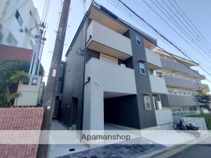 リヴェール長尾の外観
