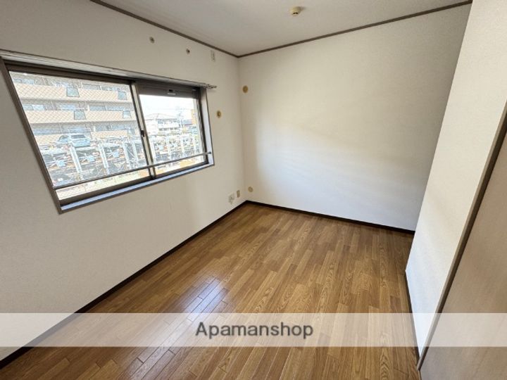 東香里野村マンションの内装